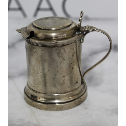 454 - Silver Hallmarked Mustard Pot Alex.Clark co ltd London
Damage to Blue Glass Inside As Shown in Pictu... 