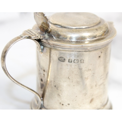 454 - Silver Hallmarked Mustard Pot Alex.Clark co ltd London
Damage to Blue Glass Inside As Shown in Pictu... 