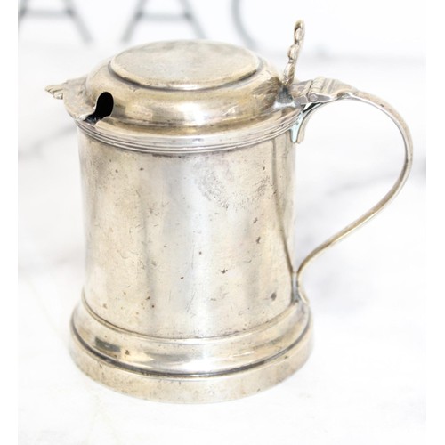 454 - Silver Hallmarked Mustard Pot Alex.Clark co ltd London
Damage to Blue Glass Inside As Shown in Pictu... 