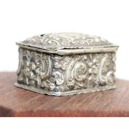 473 - Silver Hallmarked Pill Box