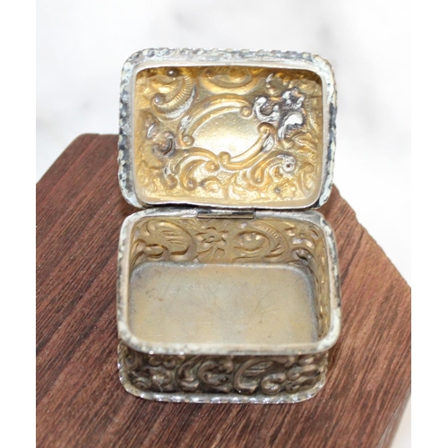 473 - Silver Hallmarked Pill Box