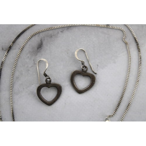 487 - 925 Silver Necklace & Earrings