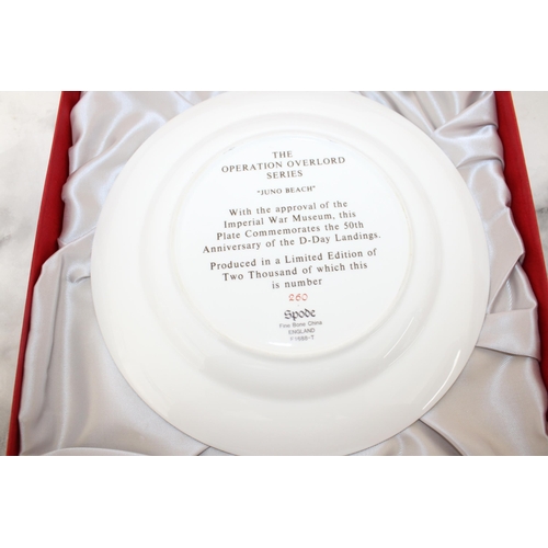 19 - Boxed Collectable SPODE Bone China Plate 