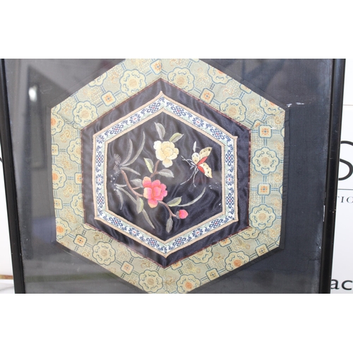 286 - Silk Embroidery Flowers & Butterfly Picture
37.5cm/37.5cm
Collection Only