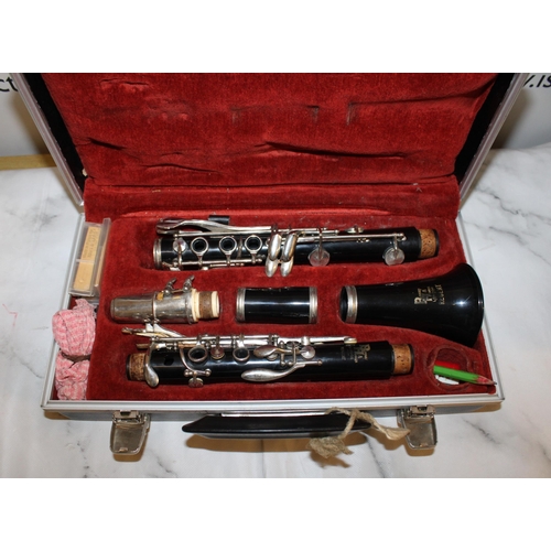 215 - Boosey & Hawkes Clarinet in Hard Case