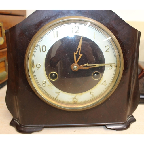 220 - Selection Of Clocks Untested
Collection Only