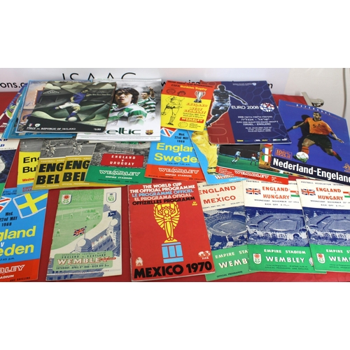 252 - England International Football Match Programmes ( Plus Others) 1949 onwards