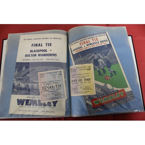 253 - FA Cup Final Football Programmes 1946 to 1964 - Some Ticket Stubs included - Kept in Hardback Folder