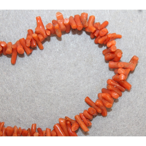 427 - Vintage Coral Necklace