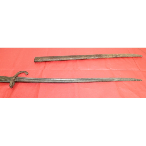 580 - Vintage Sword with Sheath
Collection Only