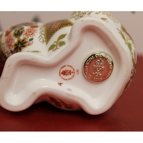 26 - Royal Crown Derby Porcelain Old Imari Polar Bear
Height 10.5 cm
COLLECTION ONLY