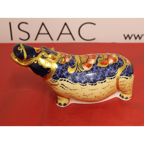 31 - Royal Crown Derby Porcelain Hippopotamus
Height 4.5cm
Length 21cm
COLLECTION ONLY