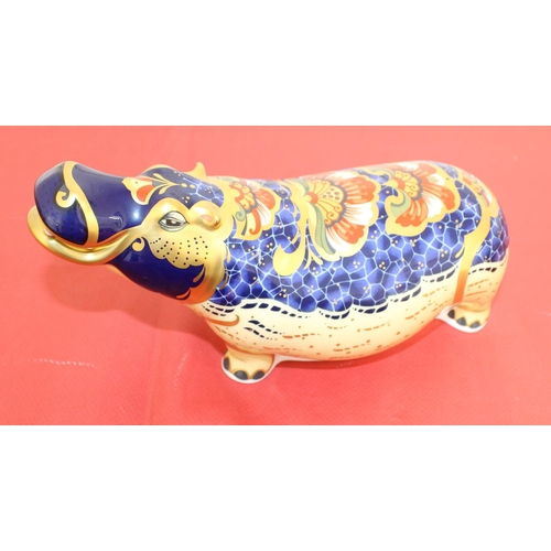 31 - Royal Crown Derby Porcelain Hippopotamus
Height 4.5cm
Length 21cm
COLLECTION ONLY