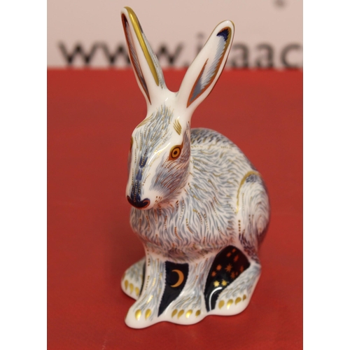 47 - Royal Crown Derby Porcelain Star Light Hare
Height 14cm
COLLECTION ONLY