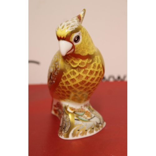 60 - Royal Crown Derby Porcelain Citron Cockatoo
Height 14cm
COLLECTION ONLY