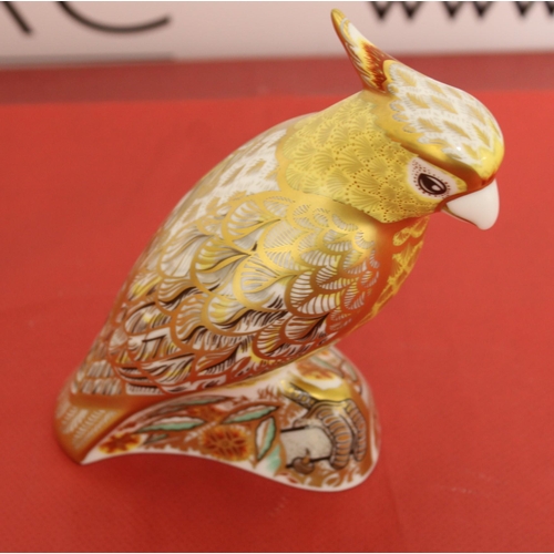 60 - Royal Crown Derby Porcelain Citron Cockatoo
Height 14cm
COLLECTION ONLY