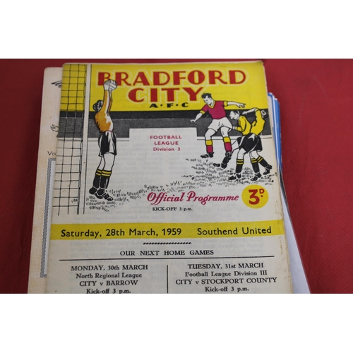 279 - Quantity of Football Programmes from mid 1950's onwards. Teams featured are Southend, Birmingham, Ca... 