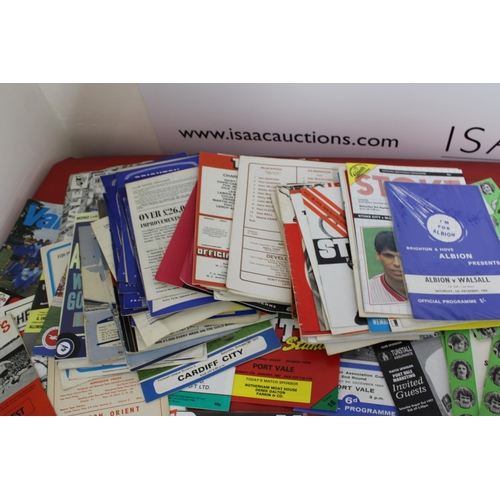 282 - Quantity of Football Programmes from early 1950's onwards. Teams featured are Wolves, Port Vale, Sou... 