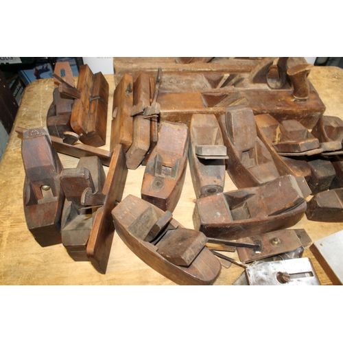 175 - Job Lot Vintage Wooden Planes - Many Sizes and Conditions - This lot is collection only.