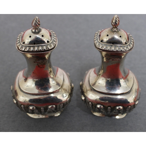 524 - Pair of Silver Salt & Peppers
Both 10cm Tall