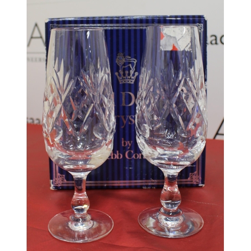 2 - 2 Boxed Royal Doulton Glasses (Wine Glasses And Champagne Flutes) And Boxed Napkin Rings
COLLECTION ... 