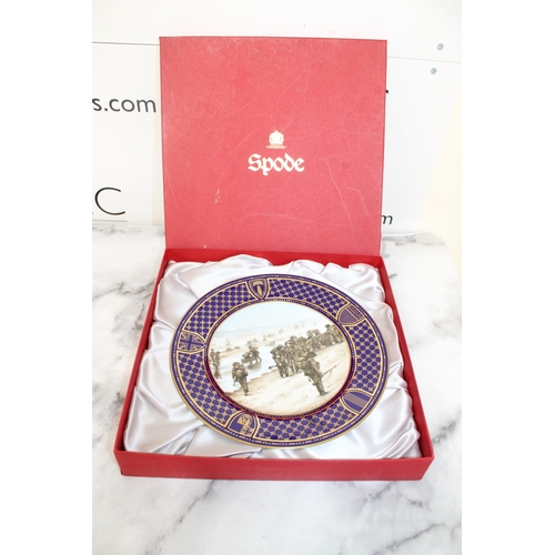 116 - Boxed Collectable SPODE Bone China Plate 