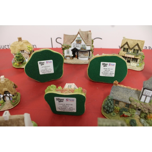 A Collection Of Lilliput Lane Houses UNBOXED COLLECTION ONLY