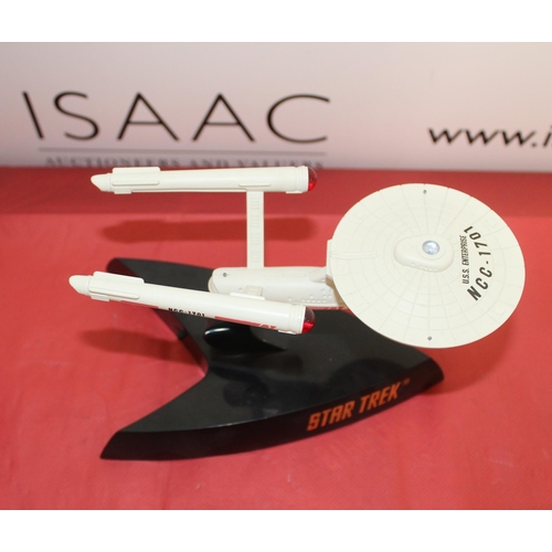 42 - Boxed Original Classic Star Trek USS Enterprise Lighted Figurine With The Voice Of William Shatner