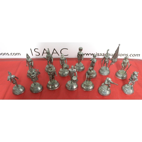 44 - 14 x Chas C Stadden Military Figures Stamped On Bottom, Shown In Pictures
Height 16.5cm