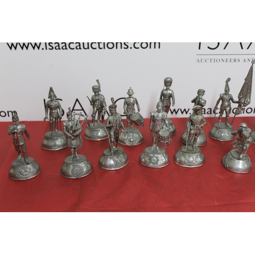 44 - 14 x Chas C Stadden Military Figures Stamped On Bottom, Shown In Pictures
Height 16.5cm