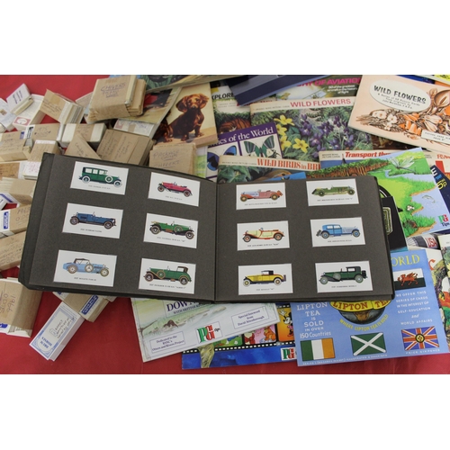 51 - Large Quantity Of Very Collectable Tea Cards With Albums/Trade Cards/Cigarette Cards/Etc