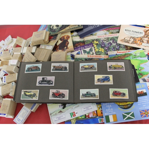 51 - Large Quantity Of Very Collectable Tea Cards With Albums/Trade Cards/Cigarette Cards/Etc