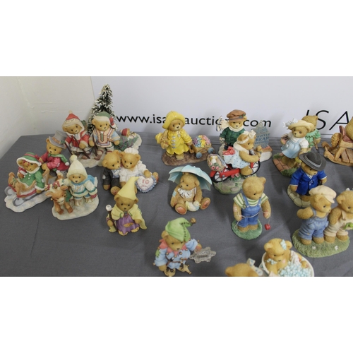 40 - Quantity Of Cherished Bears And Others, Various Conditions
COLLECTION ONLY