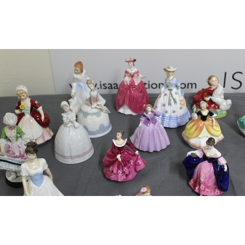 144 - A Selection Of Small Figurines Of Coalport/Wade/Royal Doulton/Lladro Bells
Tallest 14cm
COLLECTION O... 