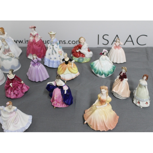 144 - A Selection Of Small Figurines Of Coalport/Wade/Royal Doulton/Lladro Bells
Tallest 14cm
COLLECTION O... 