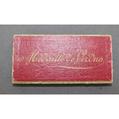 229 - Medaille de Verdun in Box