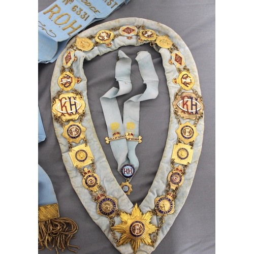 91 - A Selection Of Masonic Sashes With Badges