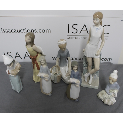 98 - Collection of 7 Lladro Figurines - All Unboxed - Collection Only