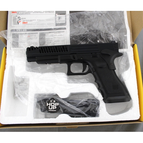 217 - ARMY Armament R34-D Airsoft Gun - New in Box

Must be over 18 and provide Proof of ID upon Collectio... 