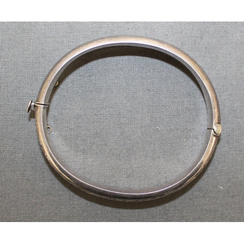 382 - Silver Hallmarked Bangle