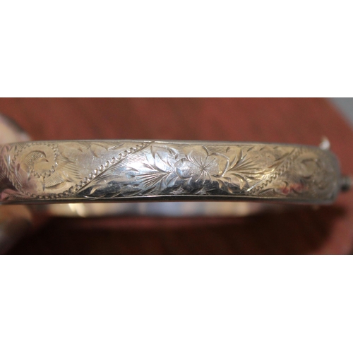 382 - Silver Hallmarked Bangle