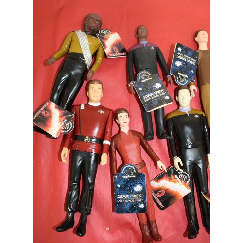 590 - Star Trek Figures With Tags - One Without Tag