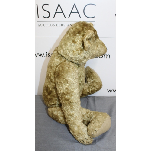 595 - Vintage Teddy Bear - Believed to be Steiff
Height 49cm