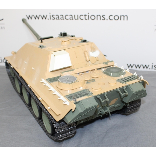 613 - Remote Controlled Tank 1/16 Scale without Controller - All Untested  Collection Only