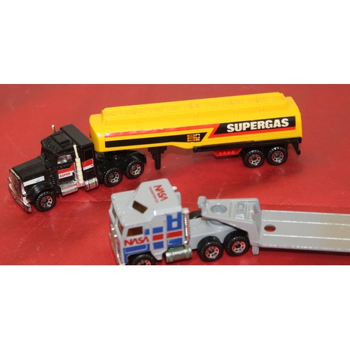 637 - Matchbox Convoy Lorries