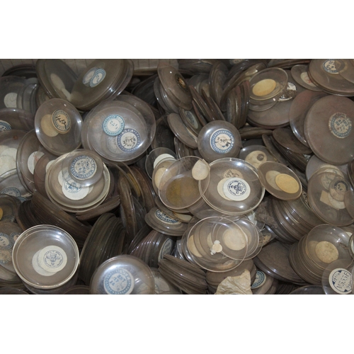 366 - Large Quantity Of Vintage Watch/Clock Glass Etc Faces Various Conditions
Collection Only