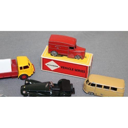 652 - A Collection Of Budgie Vehicles Good Condition One Boxed