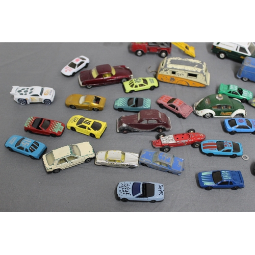 653 - A Quantity Of Mixed Collectable Vehicles