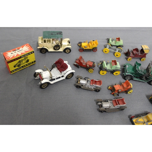 657 - A Selection Of Vintage Cars And An Empty Box