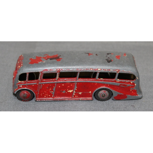 661 - A Collection Of Vintage Dinky & Lesney Buses /Coaches